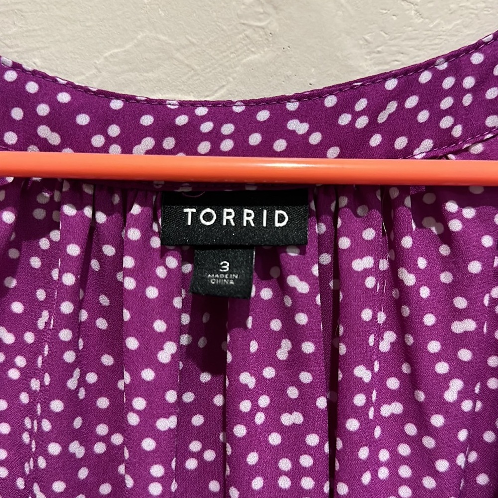 Torrid Raspberry Button Front Sleeveless Top Size… - image 3